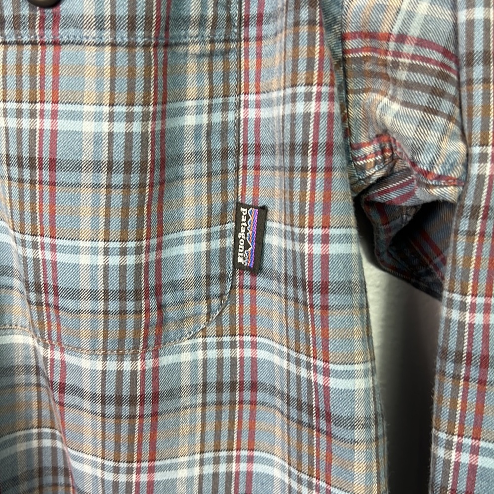 Patagonia Organic Cotton Plaid Long Sleeve Button Front Shirt Medium - Picture 3 of 6